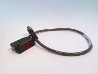 Omron E3Z-R81-J0SRW-P2 — Photoelectric Sensors (image 3)
