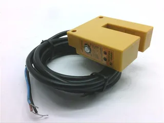 Omron E3S-GS1E4