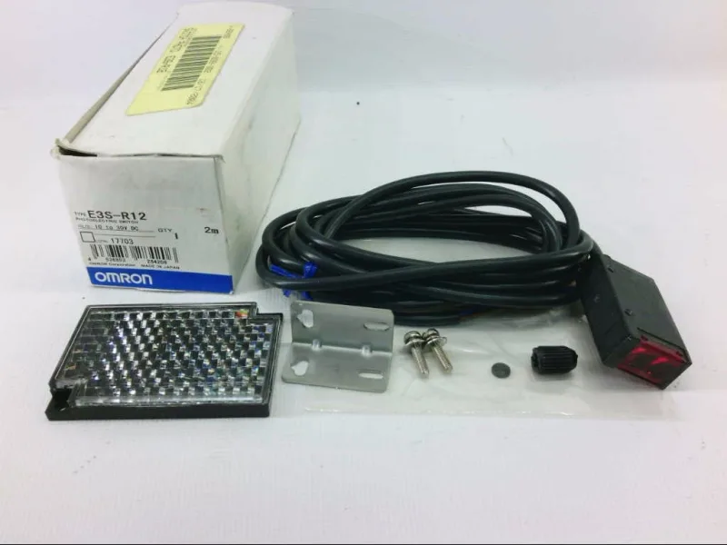 Omron E3S-R12 — Photoelectric Sensors (image 2)