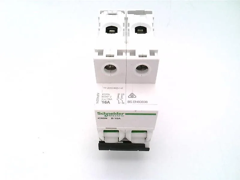 Schneider Electric A9F43216 (image 3)