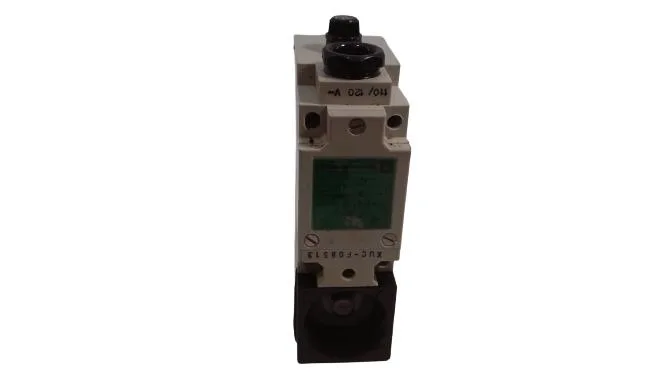 Schneider Electric XUC-F08513 — Photoelectric Sensors