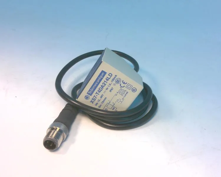Schneider Electric XS7T4DA214LD — Proximity Sensors