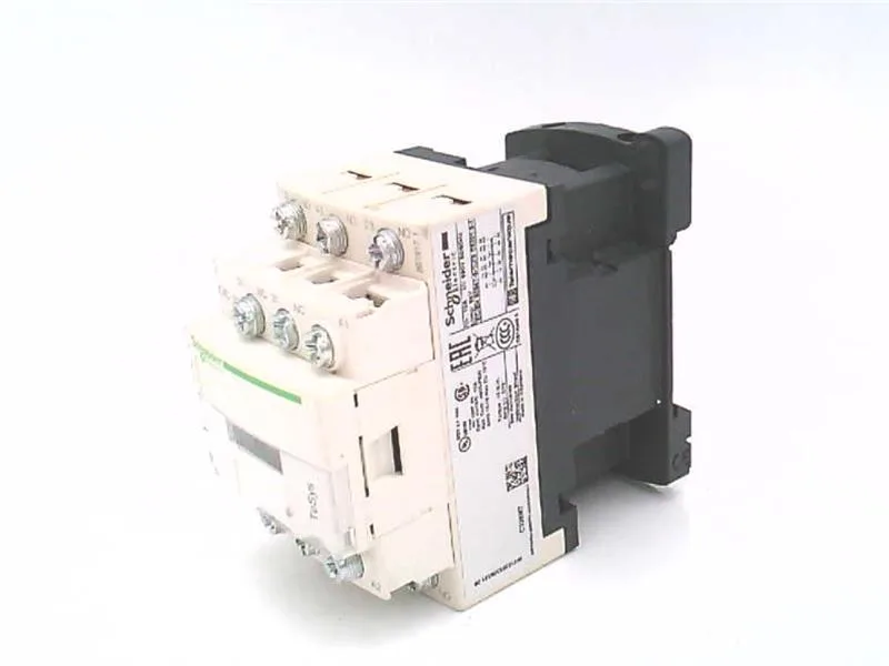 Schneider Electric CAD326M7 (image 3)