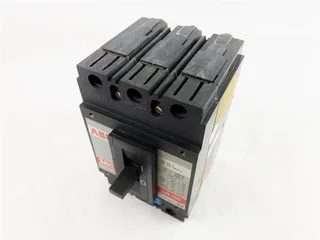 ABB UXAB733438213 — Molded Case Circuit Breakers (MCCB) (image 4)