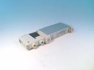 Festo VUVG-B14Z-M32U-AZT-F-1T1L — Solenoid & Directional Valves (image 3)