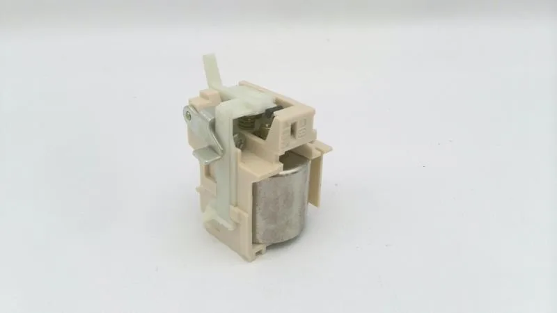 Schneider Electric 30470 — Circuit Breaker Accessories (image 3)