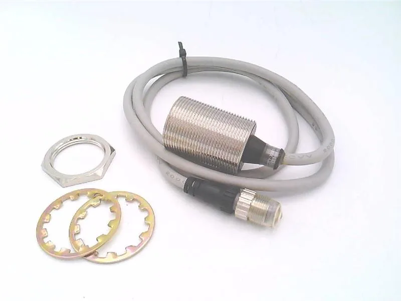 Omron E2EY-X8B1-M1J 1M — Proximity Sensors (image 2)