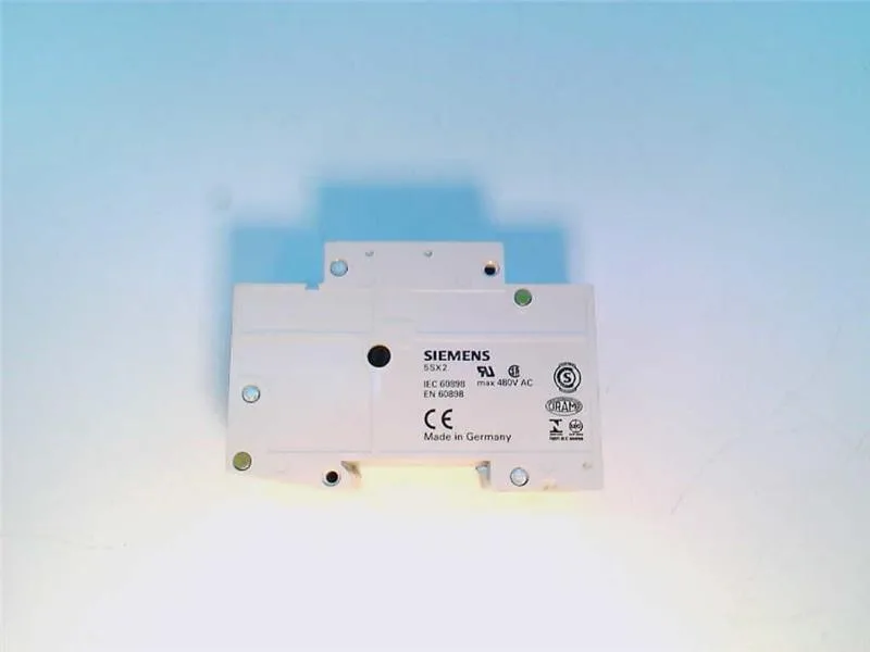 Siemens 5SX2218-7 — 2-Pole MCB (DIN Rail) (image 2)