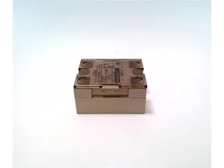 Omron G3NA-210B-UTU 5-24VDC