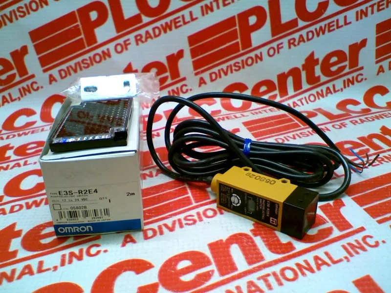 Omron E3S-R2E4-2M — Photoelectric Sensors (image 2)