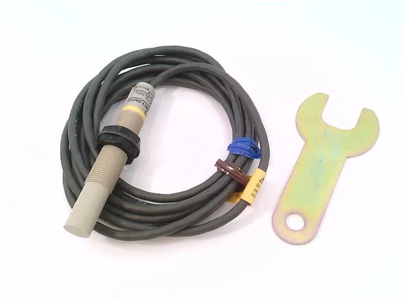 Omron E2K-X4MY2 — Proximity Sensors (image 3)