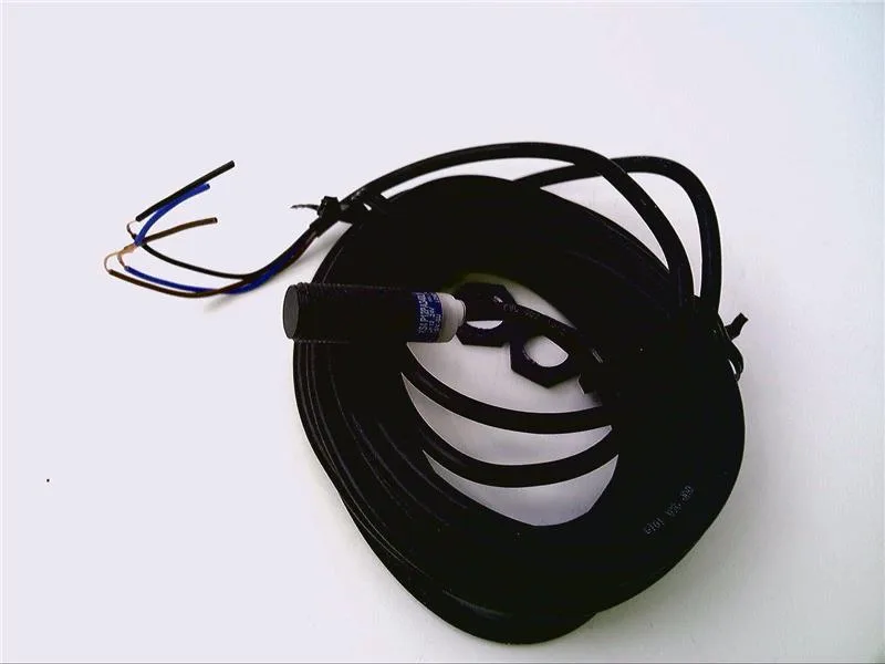 Schneider Electric XS4P12PA340L1 — Proximity Sensors
