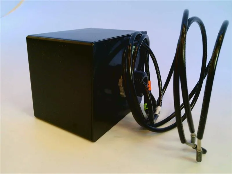 Schneider Electric SDSA4040D (image 2)