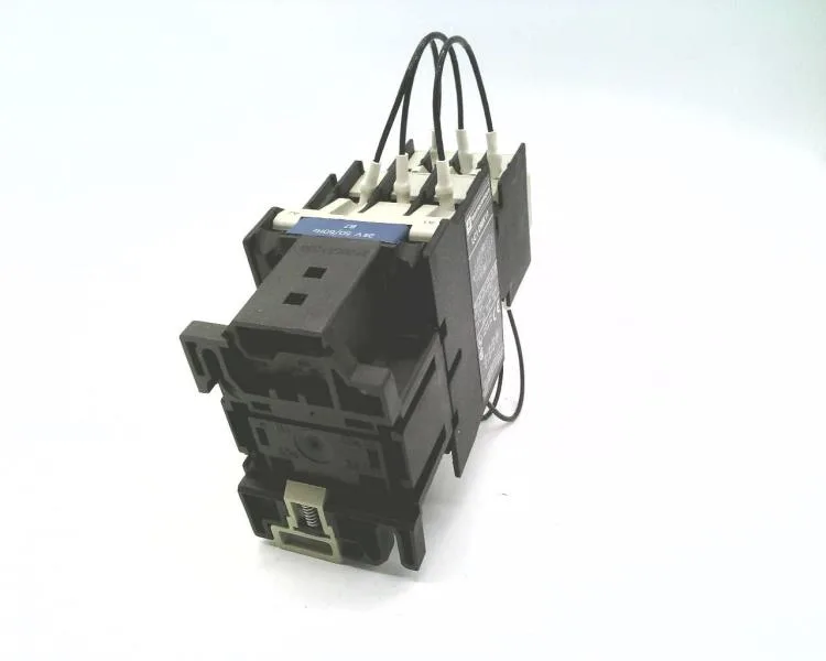 Schneider Electric LC1DMK11B7 (image 2)