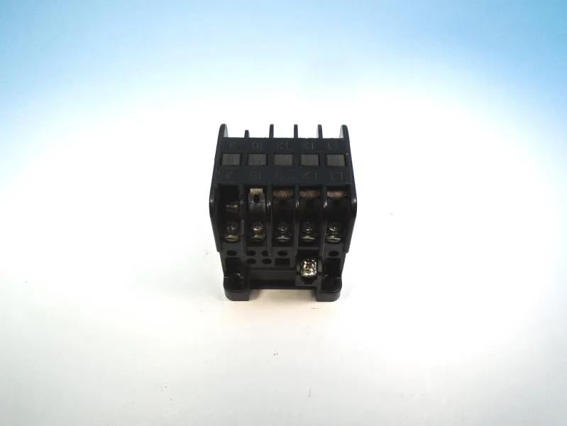Fuji Electric 1RC0F01 — Contactors (image 3)