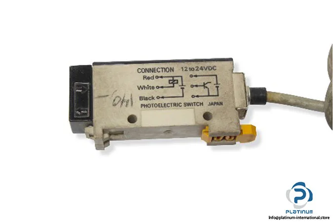 Omron E3XR-CE4 — Photoelectric Sensors (image 4)
