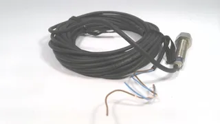 Schneider Electric XS508B1DAL5 — Proximity Sensors (image 4)