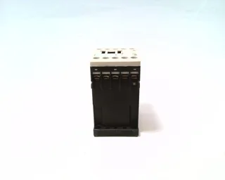 Siemens 3RH1122-1AG10 — Contactors (image 4)