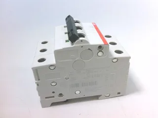 ABB ST203M-D30 — 3-Pole MCB (DIN Rail) (image 4)