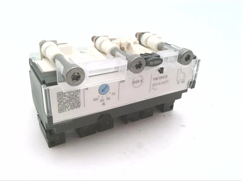 Schneider Electric LV429030 (image 2)
