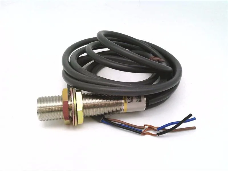 Omron E2EZ-X4C1 2M — Proximity Sensors (image 2)