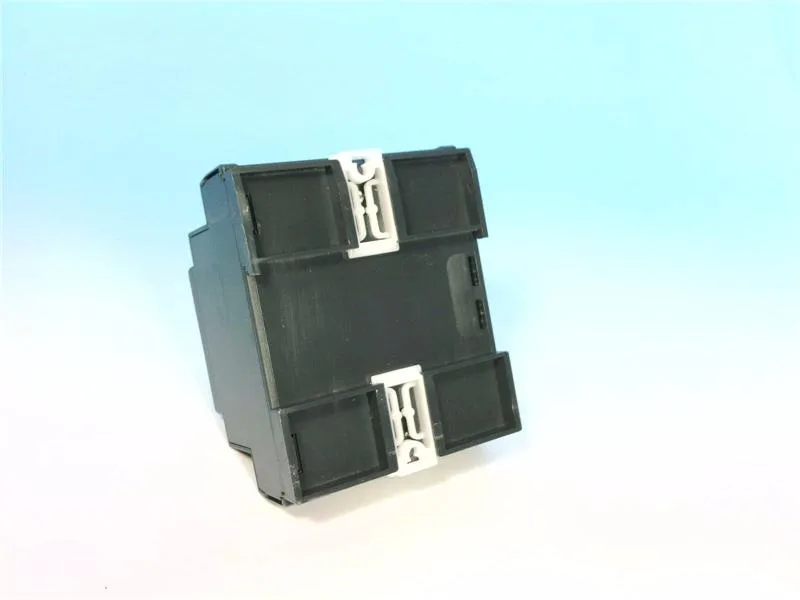 Schneider Electric TM171EO14R (image 3)