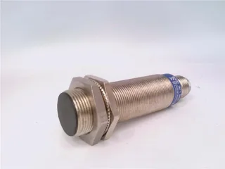 Schneider Electric XS1M18MA239K — Proximity Sensors