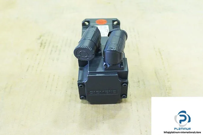 Siemens 1FK7034-5AF21-1TA3 — Servo Motors (image 3)