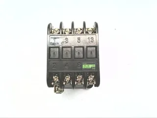 Fuji Electric SRCA3631-04A — Contactors (image 2)