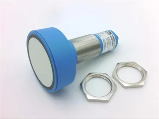 UM30-215111
