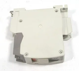 Fuji Electric CP31FM/3W1 — Miniature Circuit Breakers (MCB) (image 4)