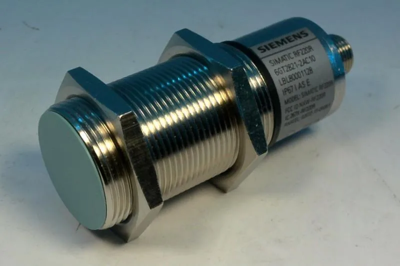 Siemens 6GT2821-2AC10 — RFID & Auto-ID