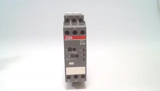 ABB 1SVR630110R3300 — Time Delay Relays (image 4)