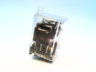 Siemens 3TX7121-6DC13 — Motor Control Accessories (image 2)