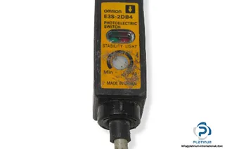 Omron E3S-2DB4 — Photoelectric Sensors (image 3)