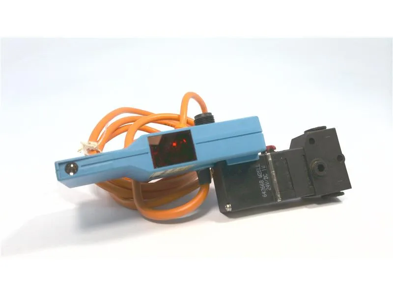SICK WTR1-P421-S01 — Photoelectric Sensors