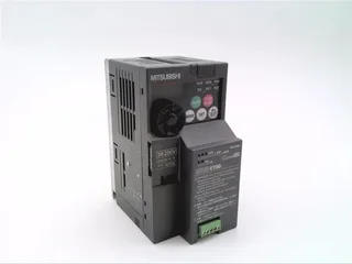 Mitsubishi Electric FR-E720-0.1K — AC Drive (VFD) 240V (image 2)