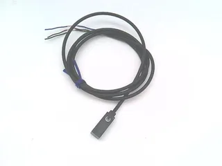 Omron E2S-W23-R 1M — Proximity Sensors (image 2)