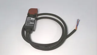 Omron D4GS-2