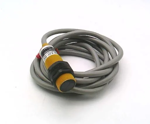 Omron E3F-DS10B4 — Photoelectric Sensors
