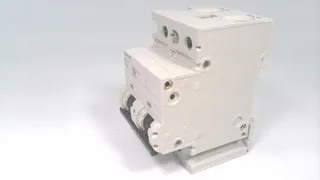 Siemens 5SP4292-7 — 2-Pole MCB (DIN Rail) (image 2)