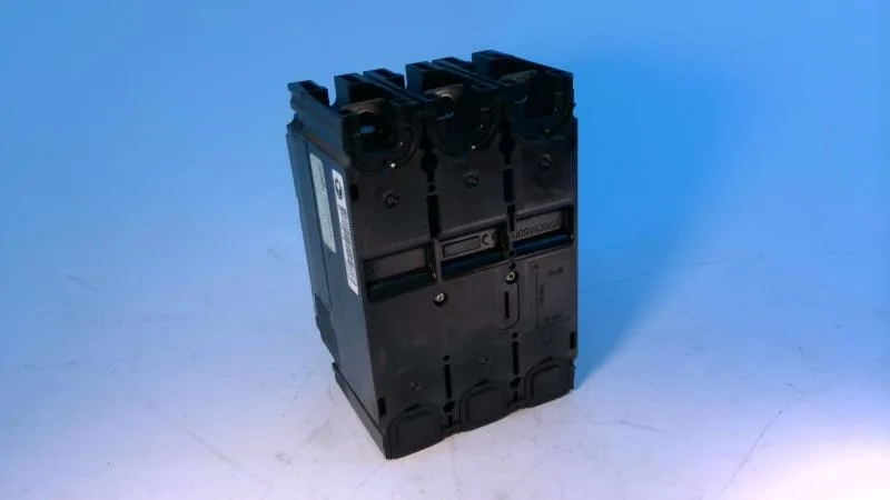 Schneider Electric LV439100 — Molded Case Circuit Breakers (MCCB) (image 2)