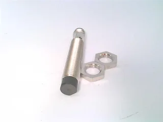 Omron E2B-M12LN08-M1-C2 — Proximity Sensors (image 2)