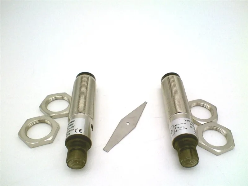 SICK VS/VE18-4P3240 — Photoelectric Sensors