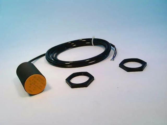 Siemens 3RG4024-0AA00 — Proximity Sensors (image 4)