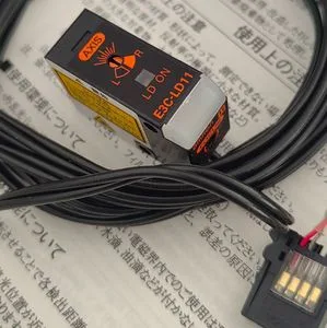 Omron E3C-LD21 2M — Photoelectric Sensors