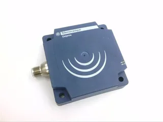 Schneider Electric XS8D1A1PAM12 — Proximity Sensors (image 4)