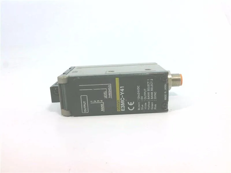 Omron E3M-CY41 — Photoelectric Sensors (image 2)