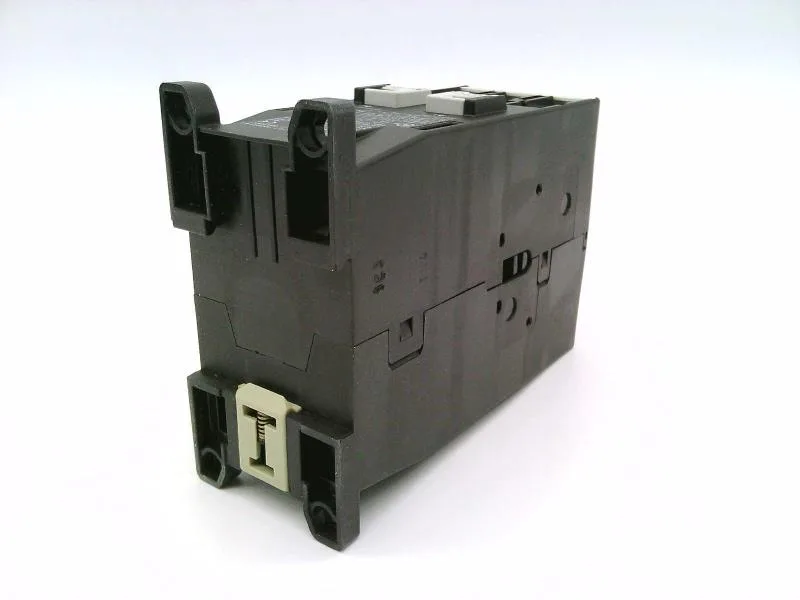 Omron J7KNG-40 220D — Contactors (image 2)