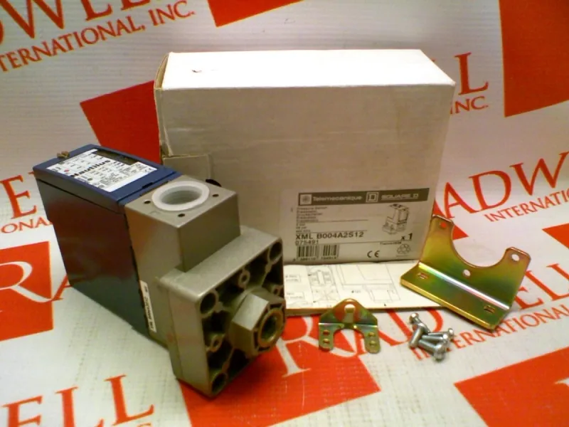 Schneider Electric XMLB004A2S12 — Pressure Sensors (image 2)